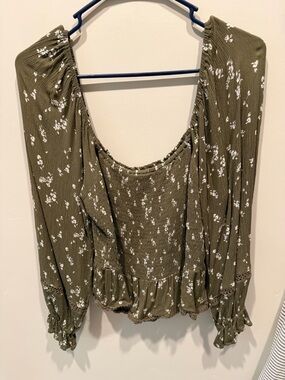 Carly Jean Los Angeles Olive Floral Square-Neck Blouse